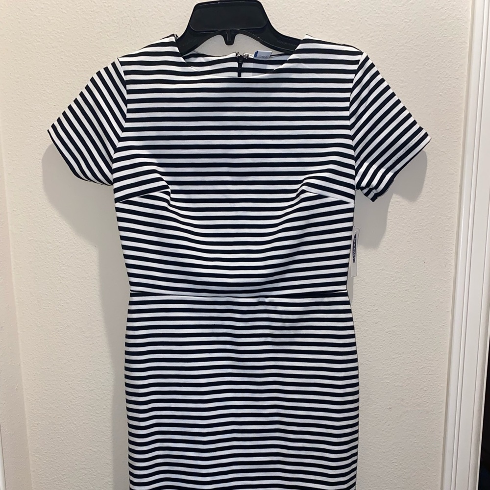 Old Navy Striped Short Sleeve Dress NWT